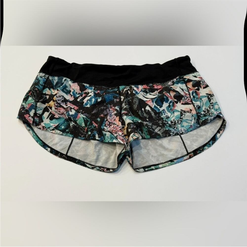 NWOT- Lululemon Speed Up Short- Size 8